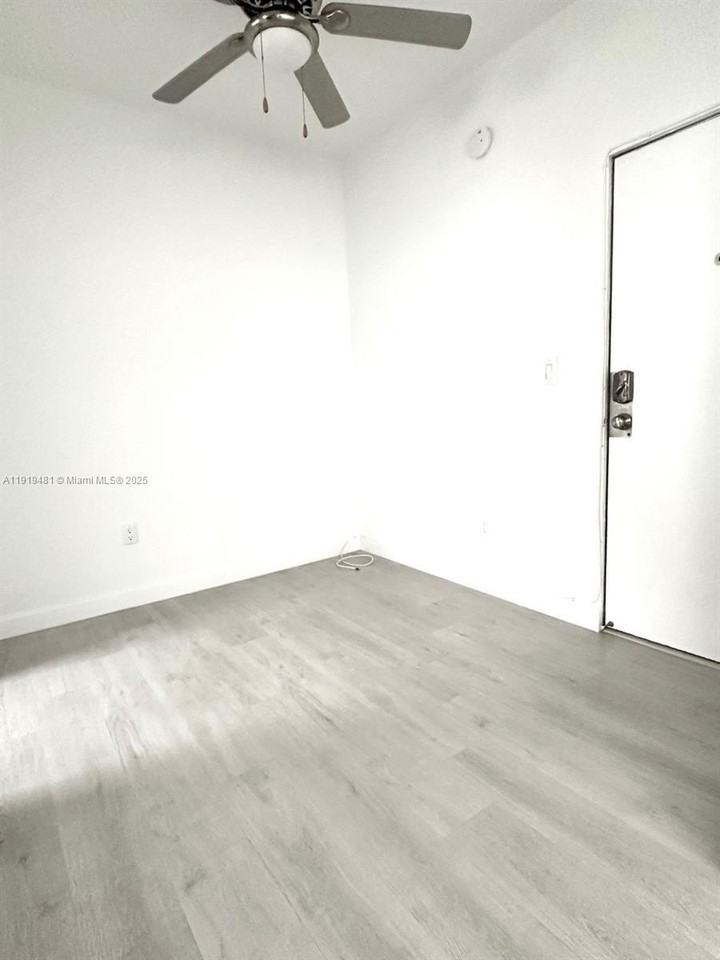 820 Meridian Ave #203 - Photo 4 of 6