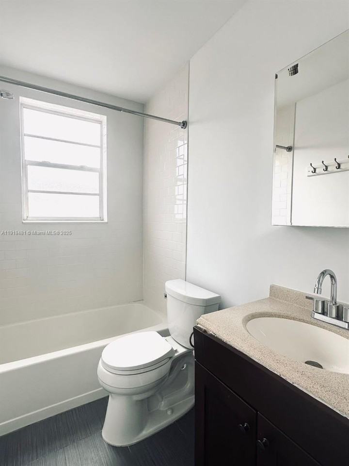 820 Meridian Ave #203 - Photo 6 of 6