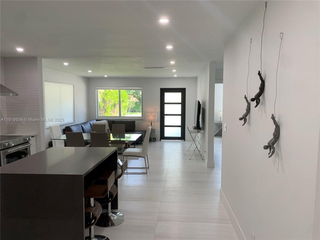 1546 Van Buren Street