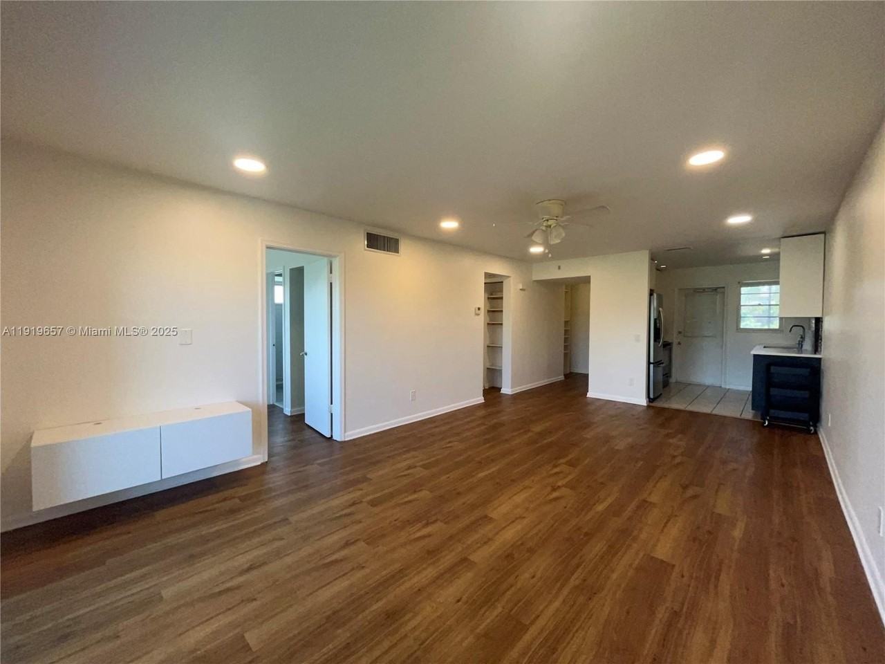 2471 Sw 82nd Ave #209 - Photo 2 of 19