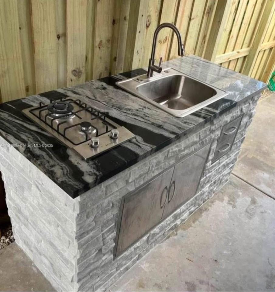 22905 Sw 114th Pl - Photo 3 of 6