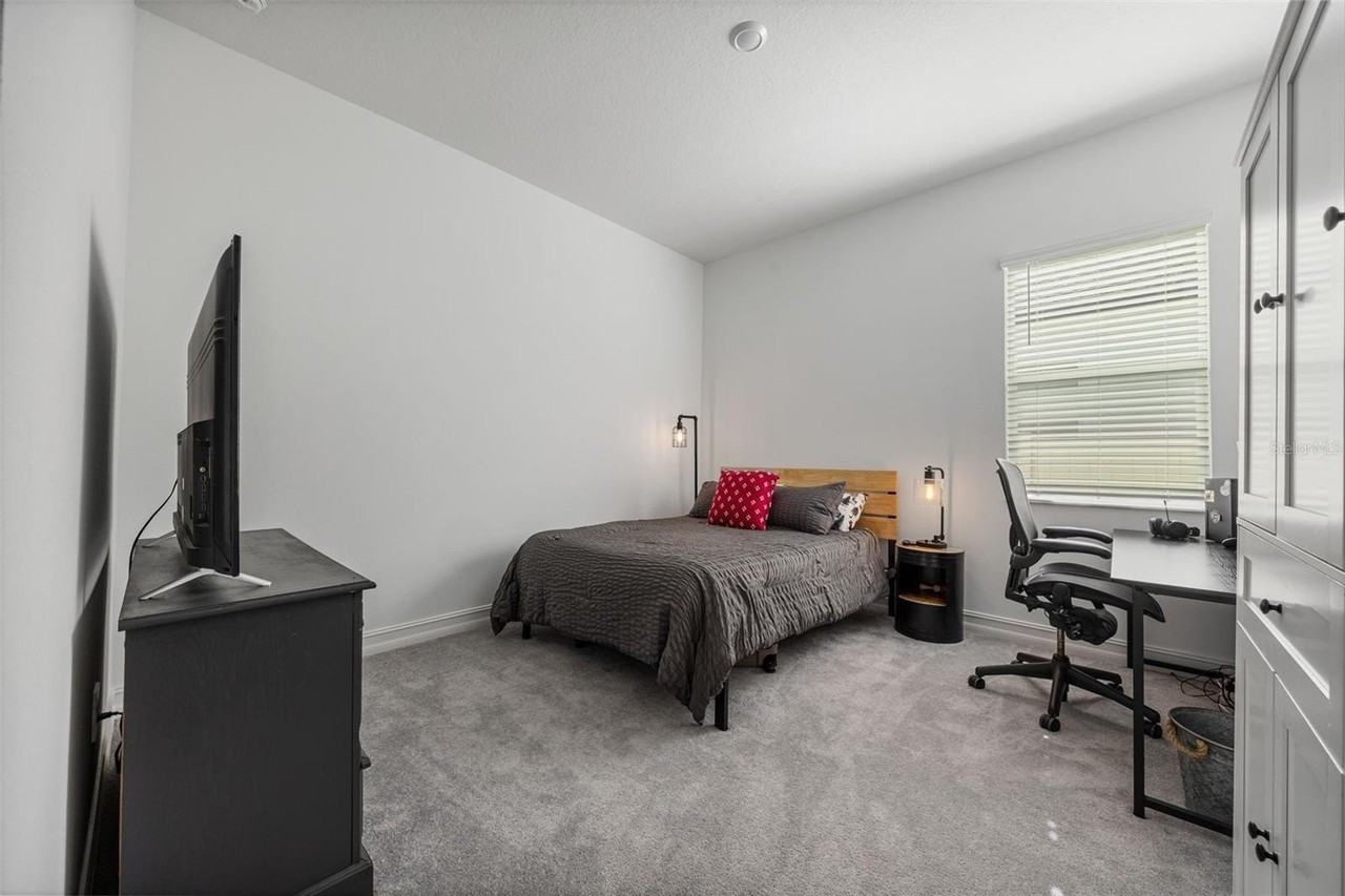 6834 115th St E - Photo 6 of 50