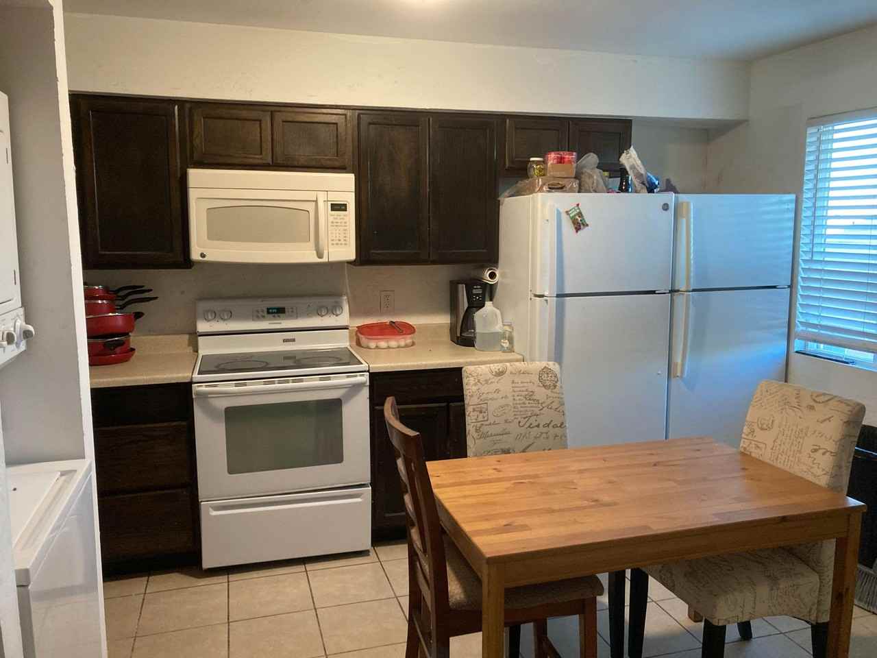 E Pueblo Ave - Photo 2 of 9