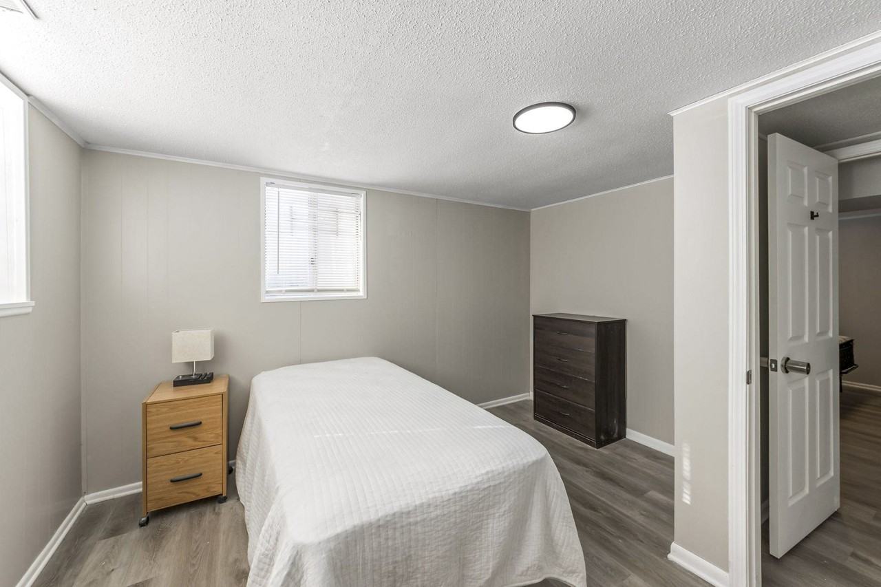 Ne Maggie Ave - Photo 6 of 6