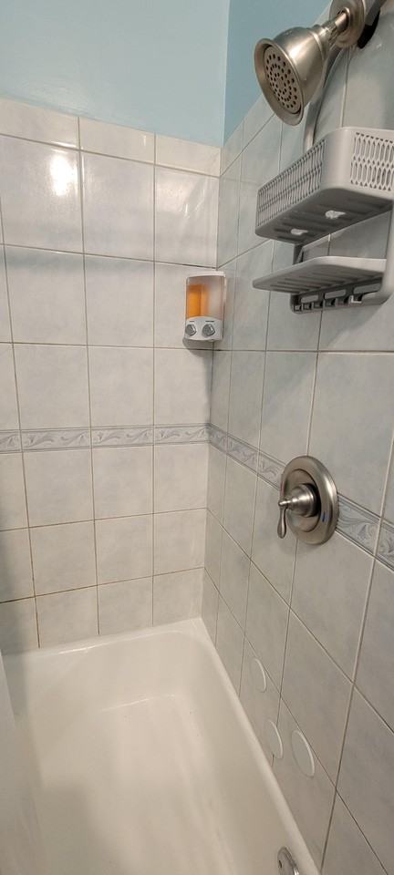 N Ashland Ave - Photo 3 of 10