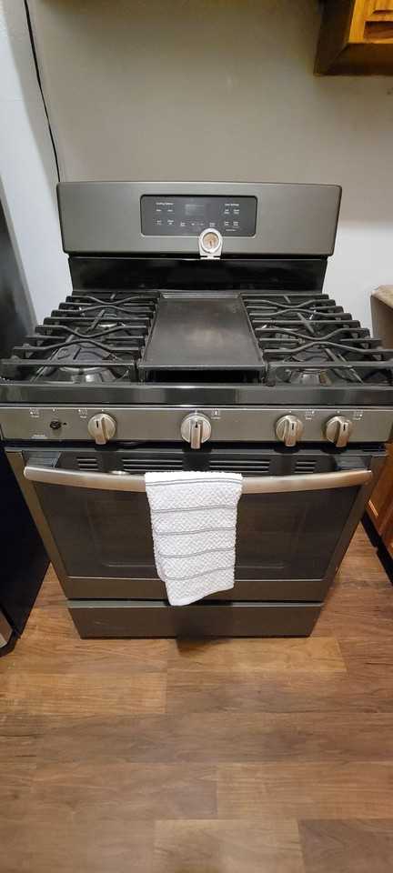 N Ashland Ave - Photo 7 of 10