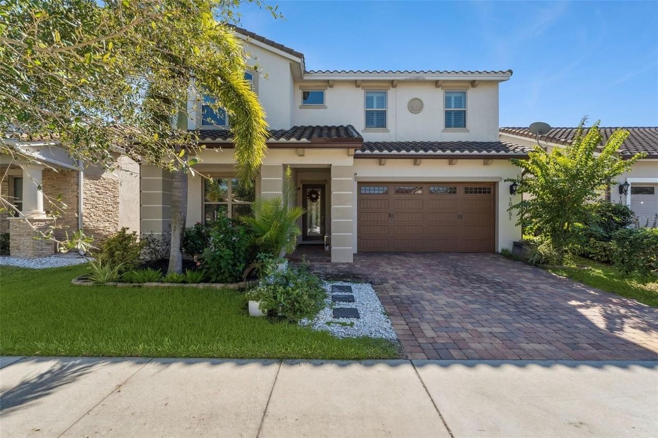 10151 Henbury St - Photo 2 of 35