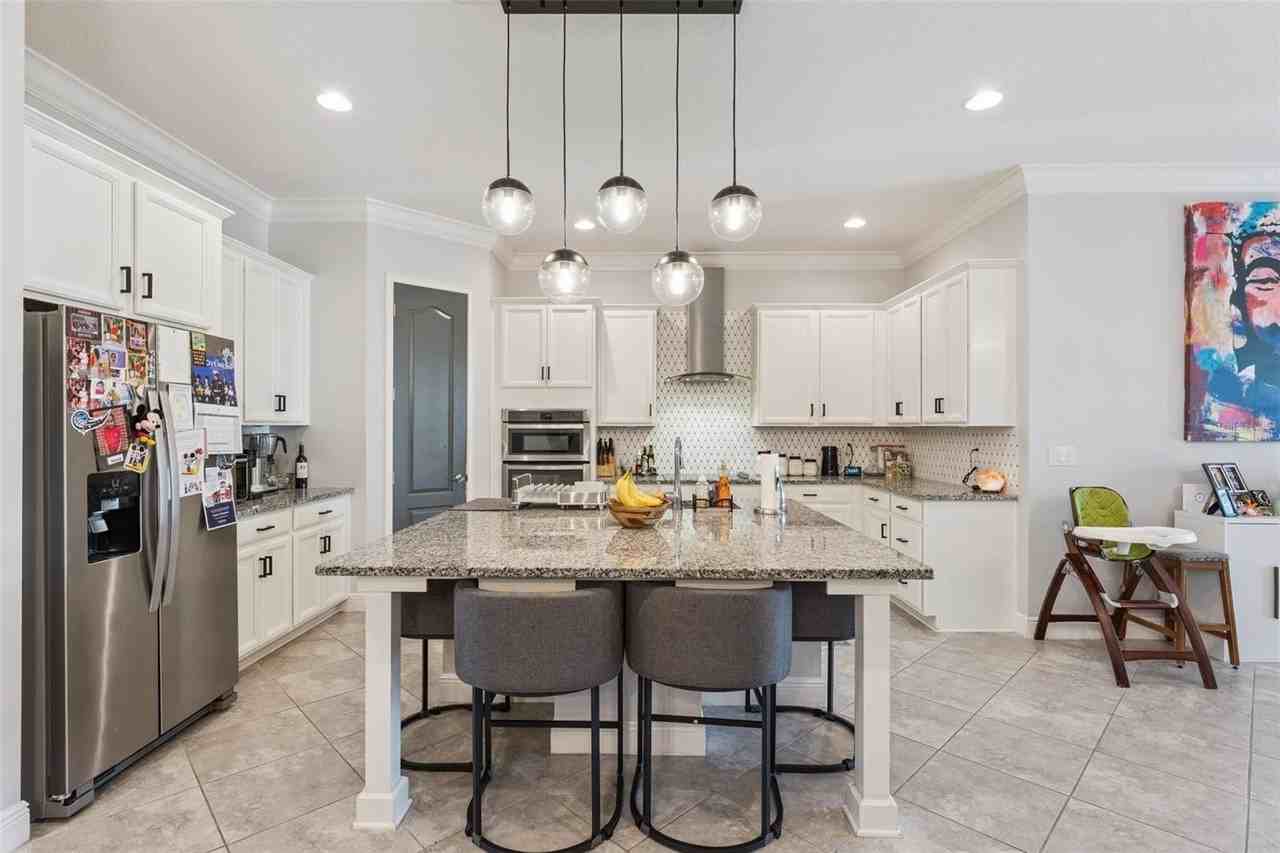 10151 Henbury St - Photo 6 of 35