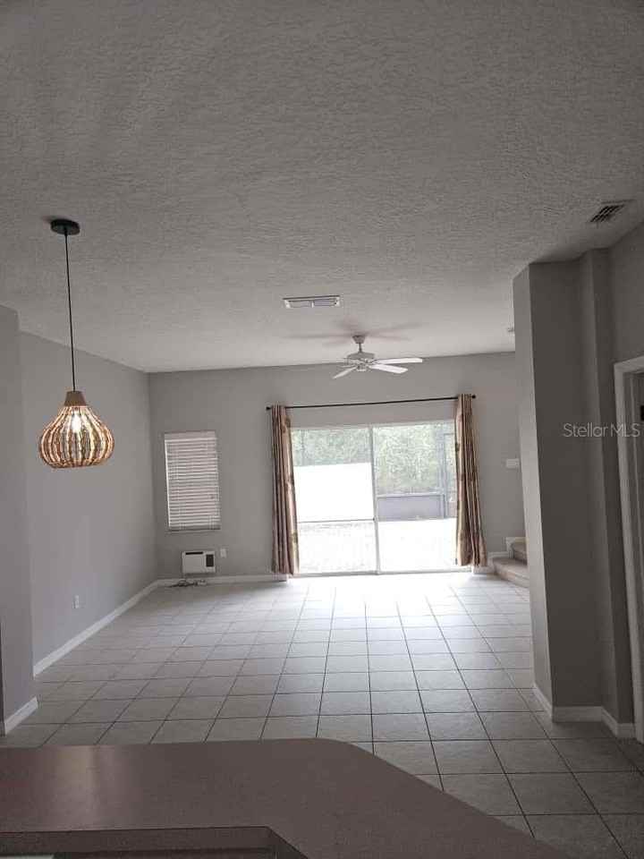 4528 Alberto Cir - Photo 4 of 17