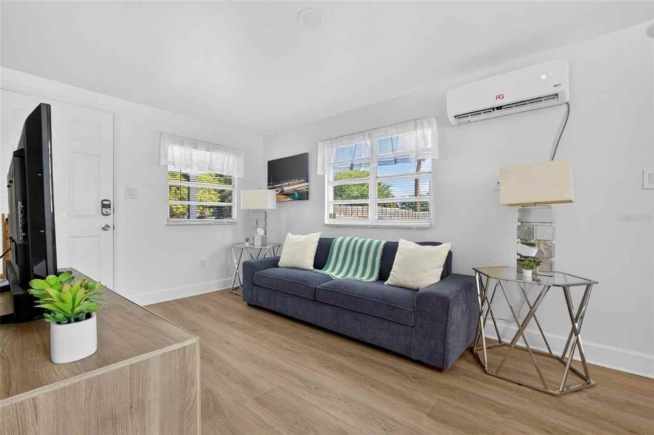 4214 West Ohio Avenue - Photo 4 of 23