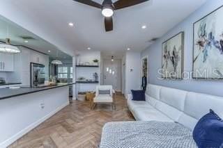 113 W Davis Blvd - Photo 5 of 17