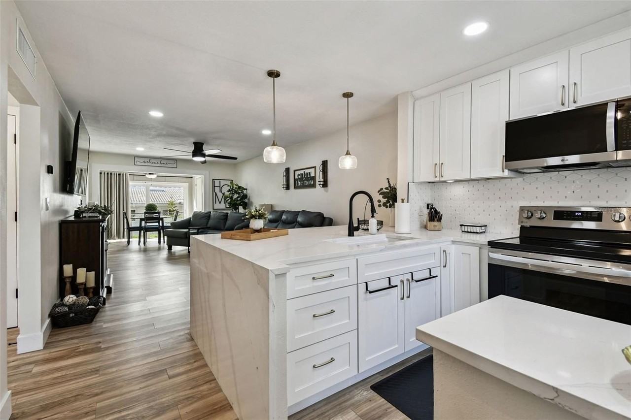 9032 Mission Oaks Blvd #F - Photo 7 of 41