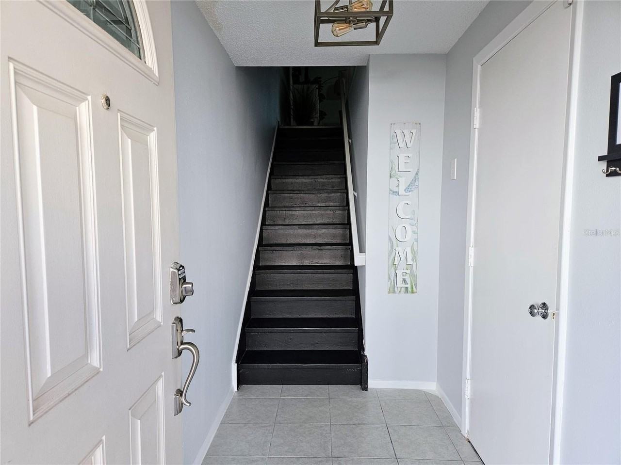 255 Capri Cir N #25 - Photo 5 of 50