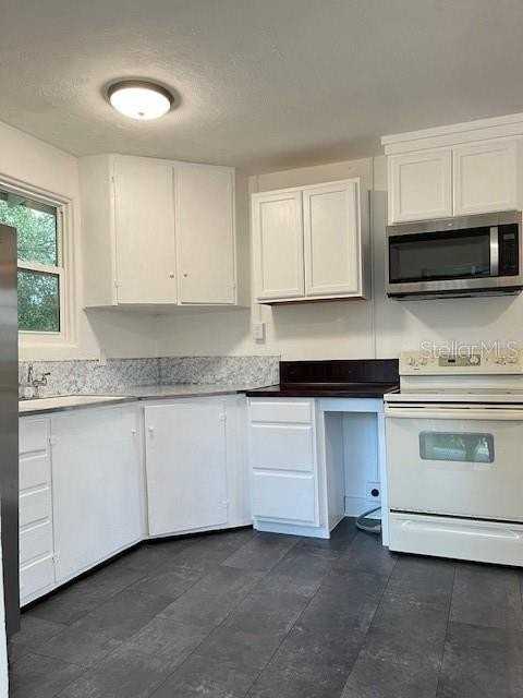 330 S Woodland Blvd #4 - Photo 4 of 12