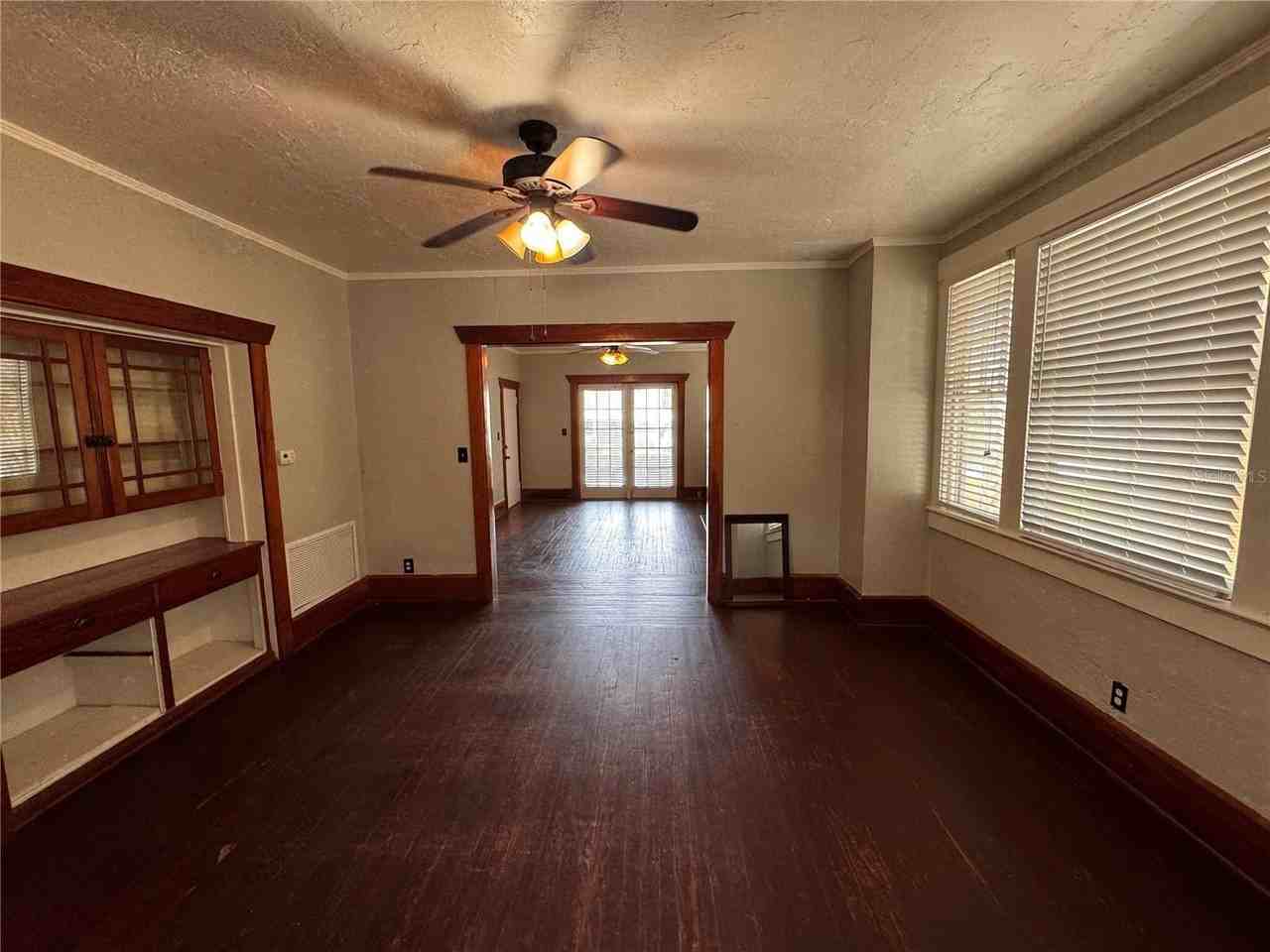 210 W Wisconsin Ave #A - Photo 6 of 11