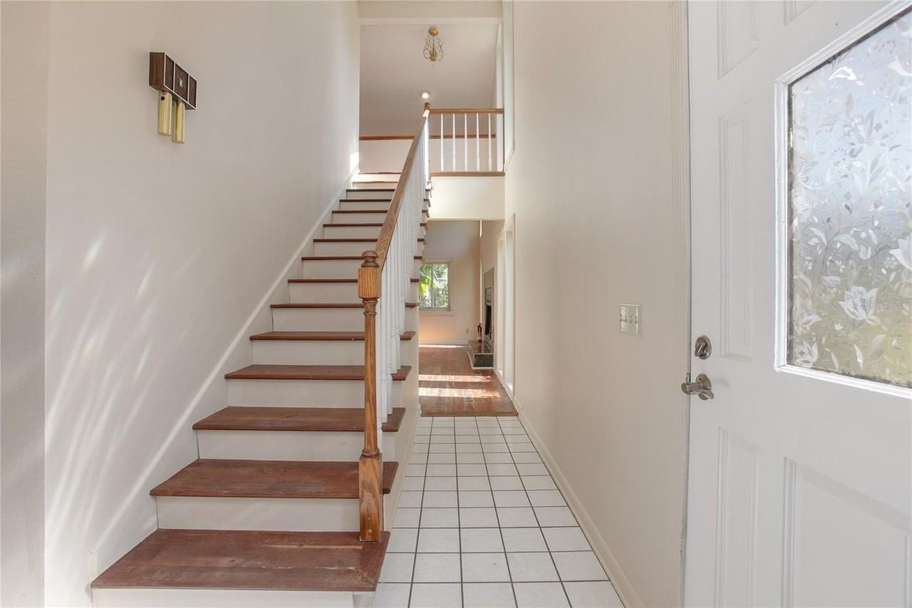 5735 Fox Hollow Rd - Photo 4 of 28