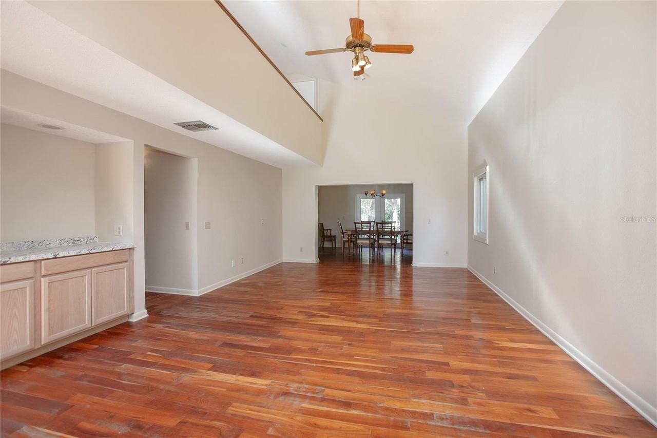 5735 Fox Hollow Rd - Photo 6 of 28