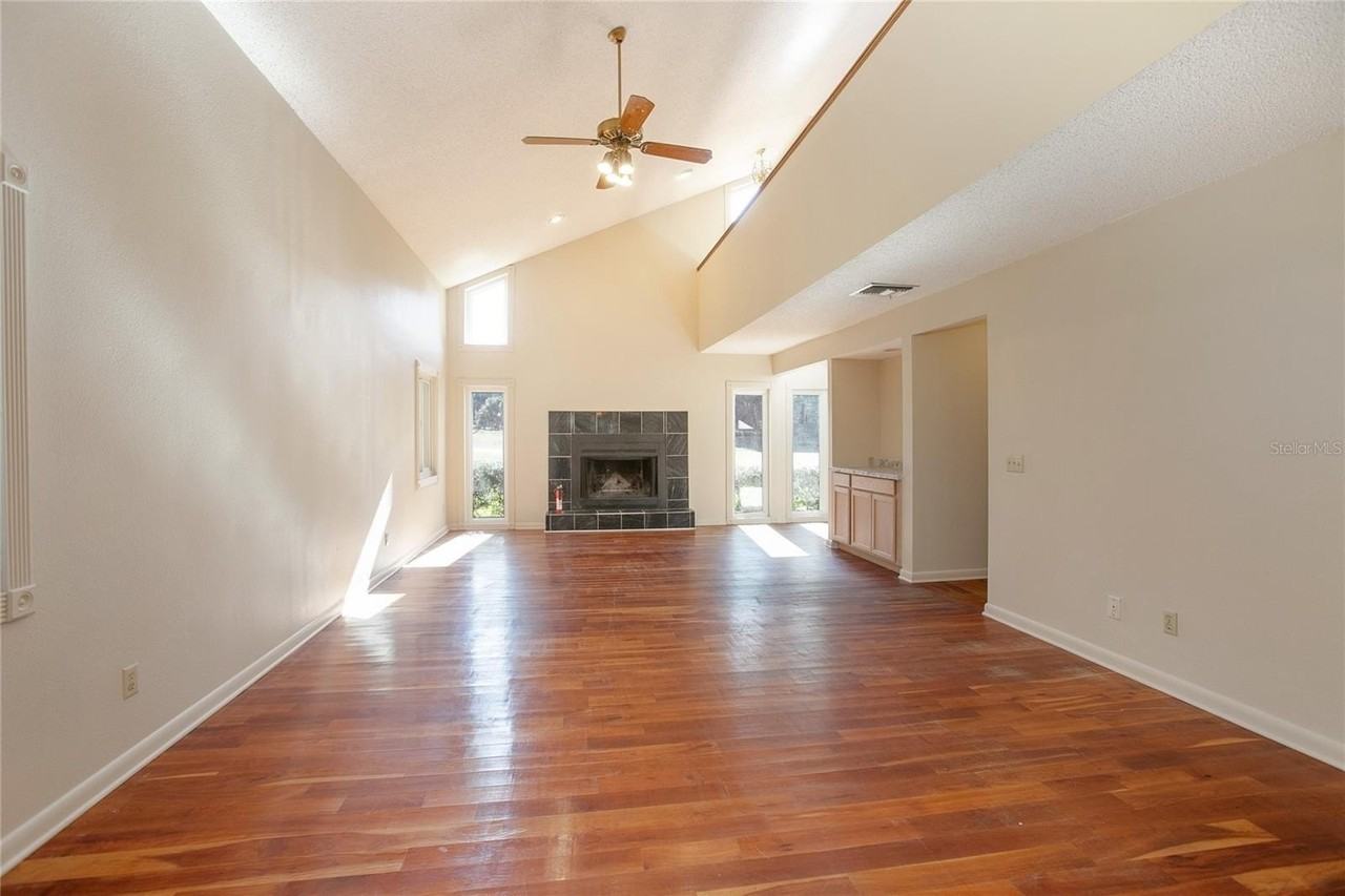 5735 Fox Hollow Rd - Photo 7 of 28