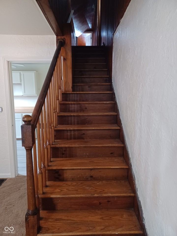 8750 E New York St - Photo 7 of 30