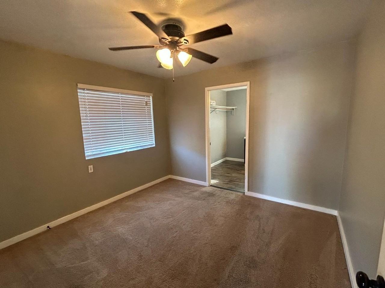 196 Surf St - Photo 7 of 18