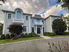 302 Hewlett Neck Road - Photo 1 of 1