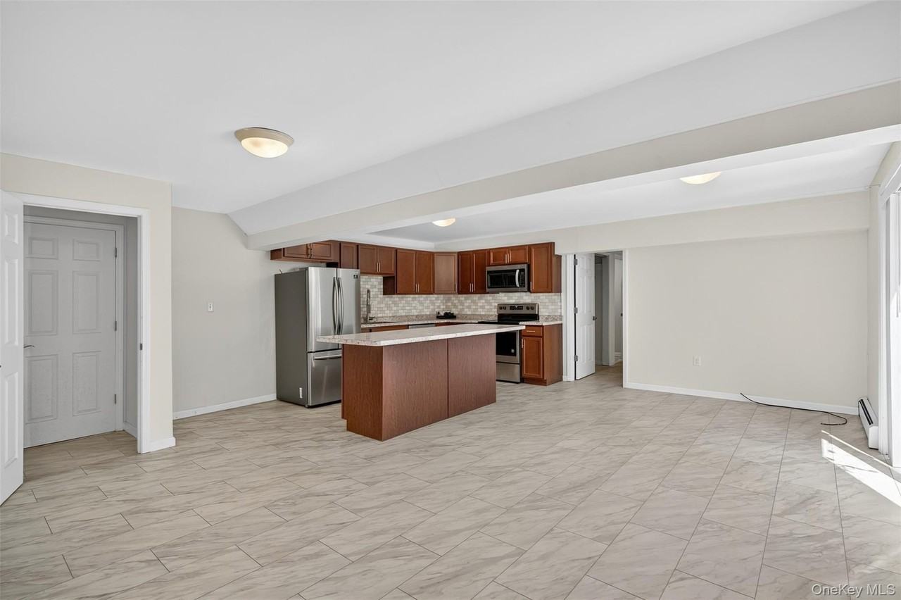 3 Hudson Bluff Circle - Photo 5 of 21