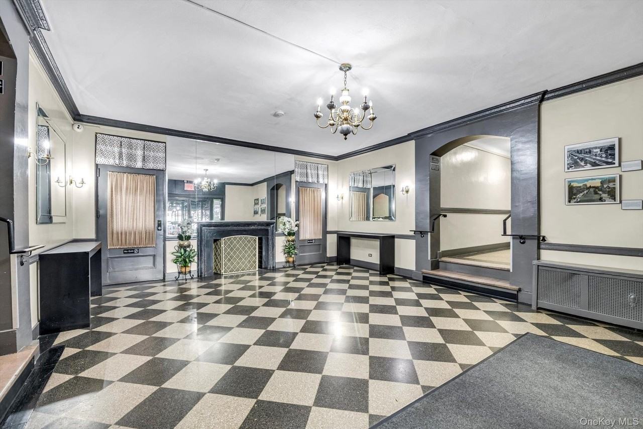 7234 Austin St Apt F10 #F10 - Photo 2 of 15