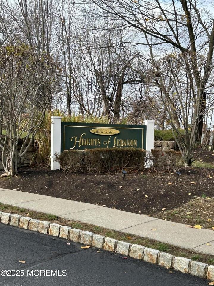 145 Conover Terrace - Photo 2 of 11