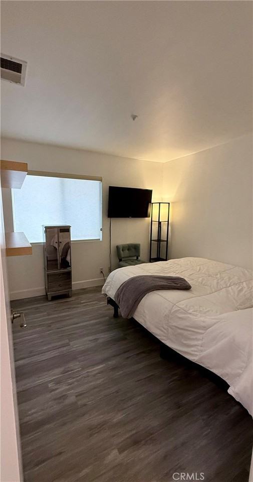 5586 Grand Prix Ct - Photo 7 of 21