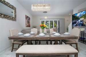 featured image of 1523 Doheny Way