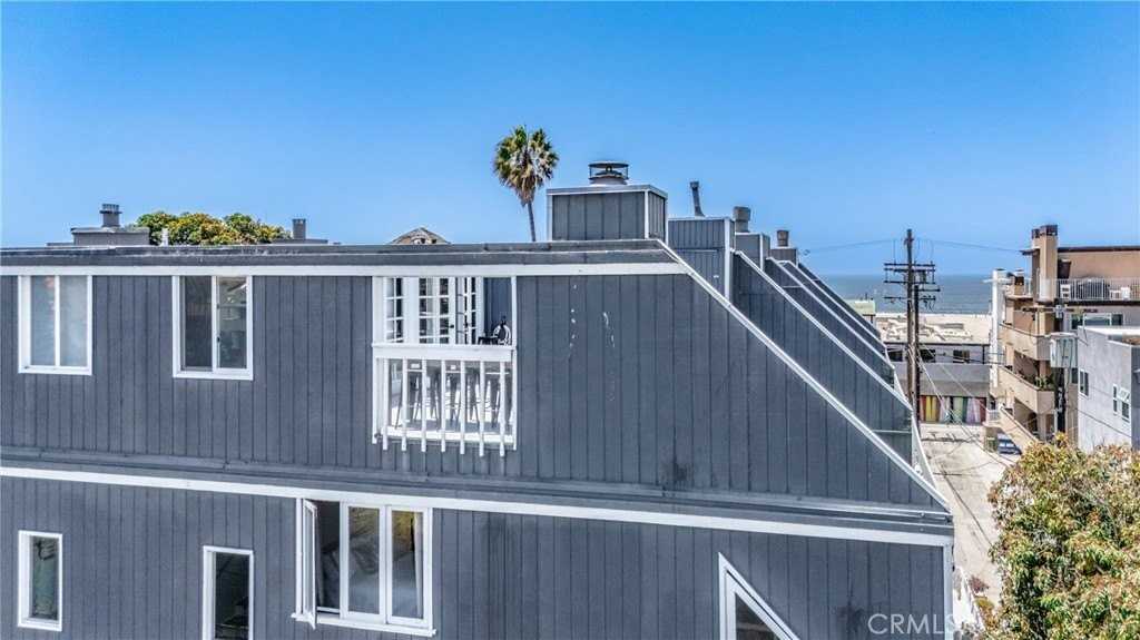 33 Reef St #8 - Photo 2 of 50