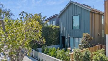 featured image of 11825 Tennessee Avenue