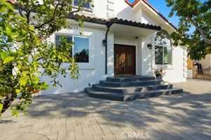 featured image of 5048 Hesperia Avenue