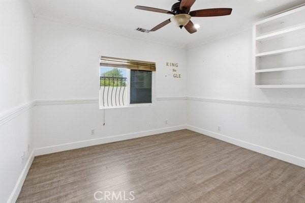 5048 Hesperia Ave - Photo 7 of 30