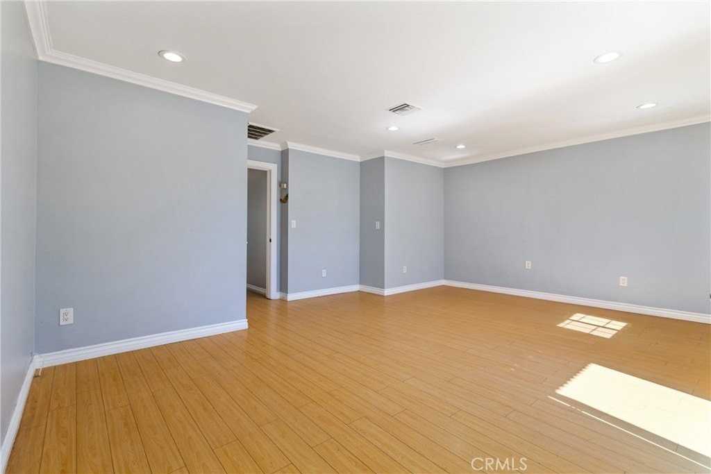 12008 Ratner St - Photo 6 of 13