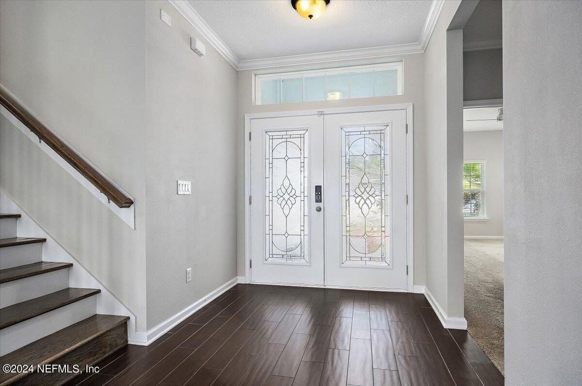 9802 Kevin Rd - Photo 3 of 23