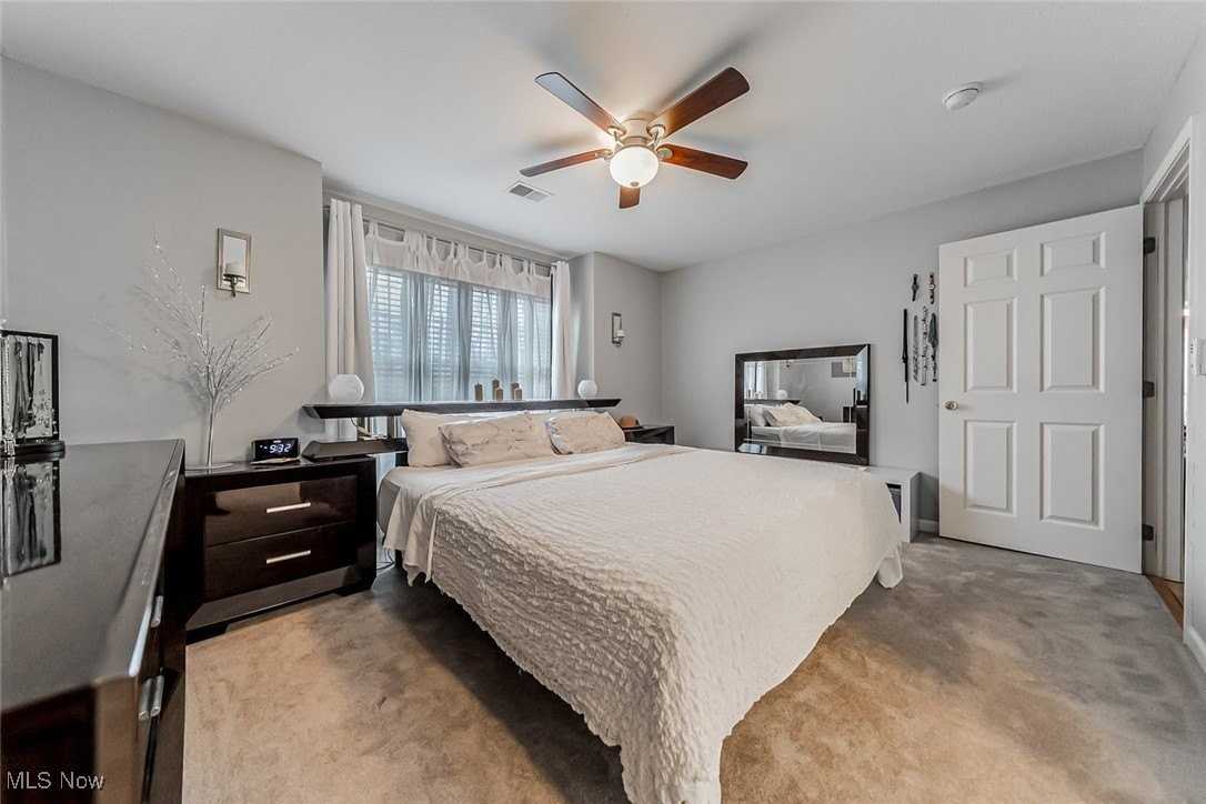 22586 Lenox Dr - Photo 6 of 23