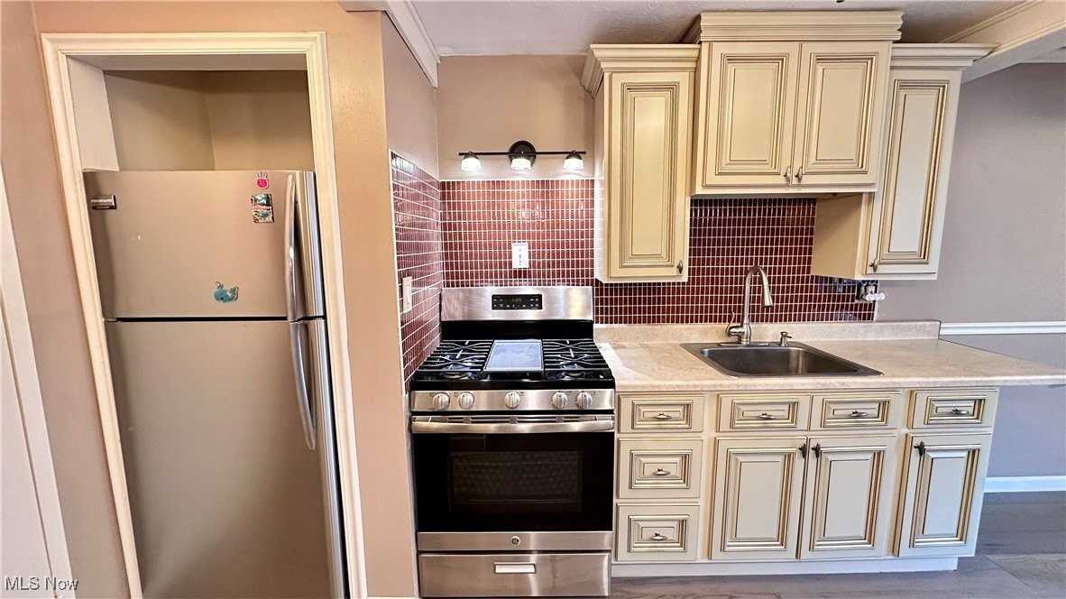 6000 Nob Hill Dr - Photo 5 of 15