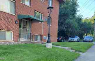 917 Highland Pike - Photo 1 of 1