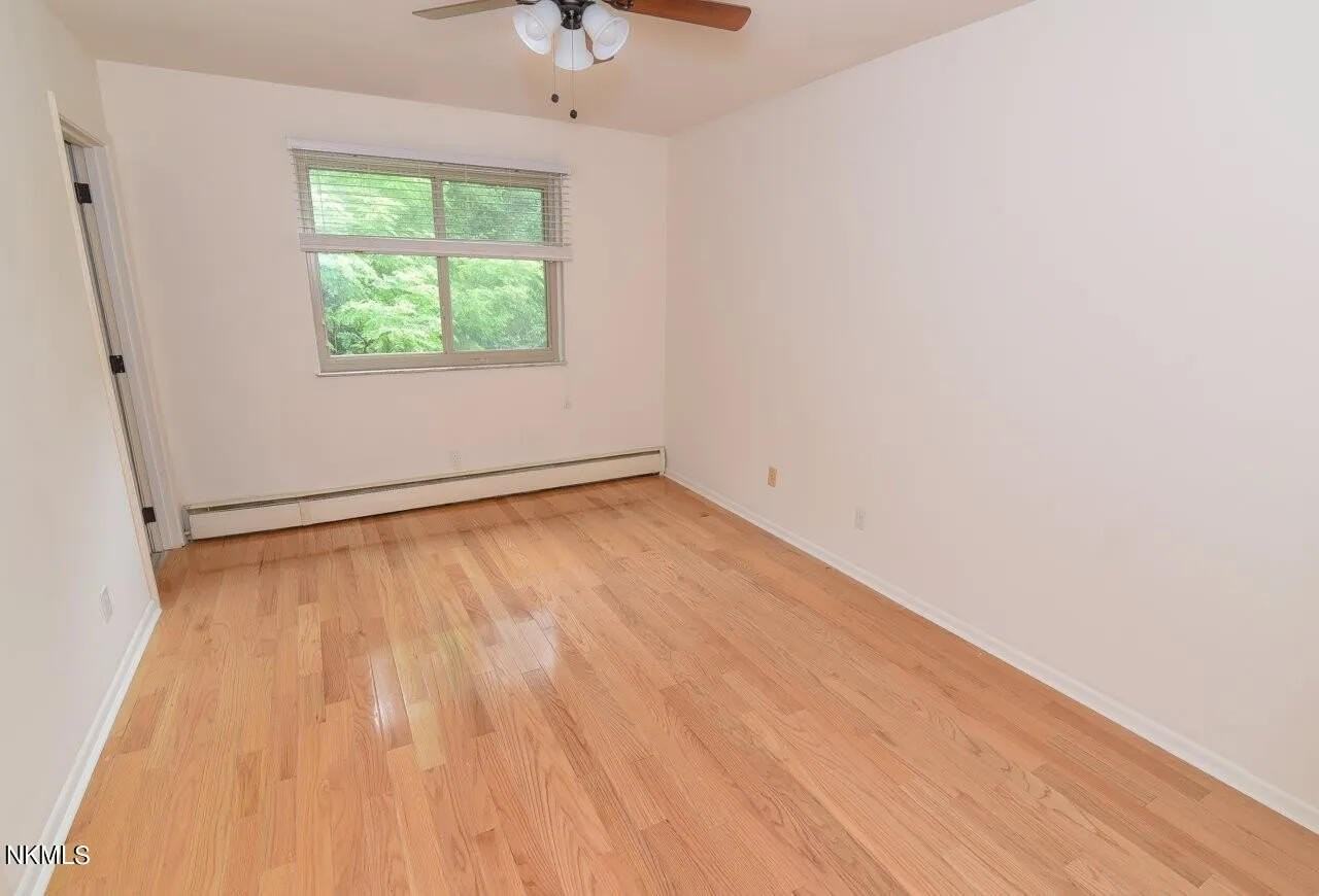 917 Highland Pike - Photo 7 of 10