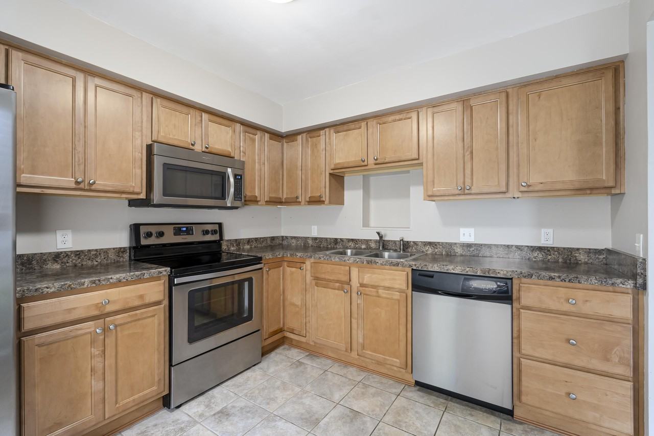 950 Lost Valley Court - Photo 6 of 30