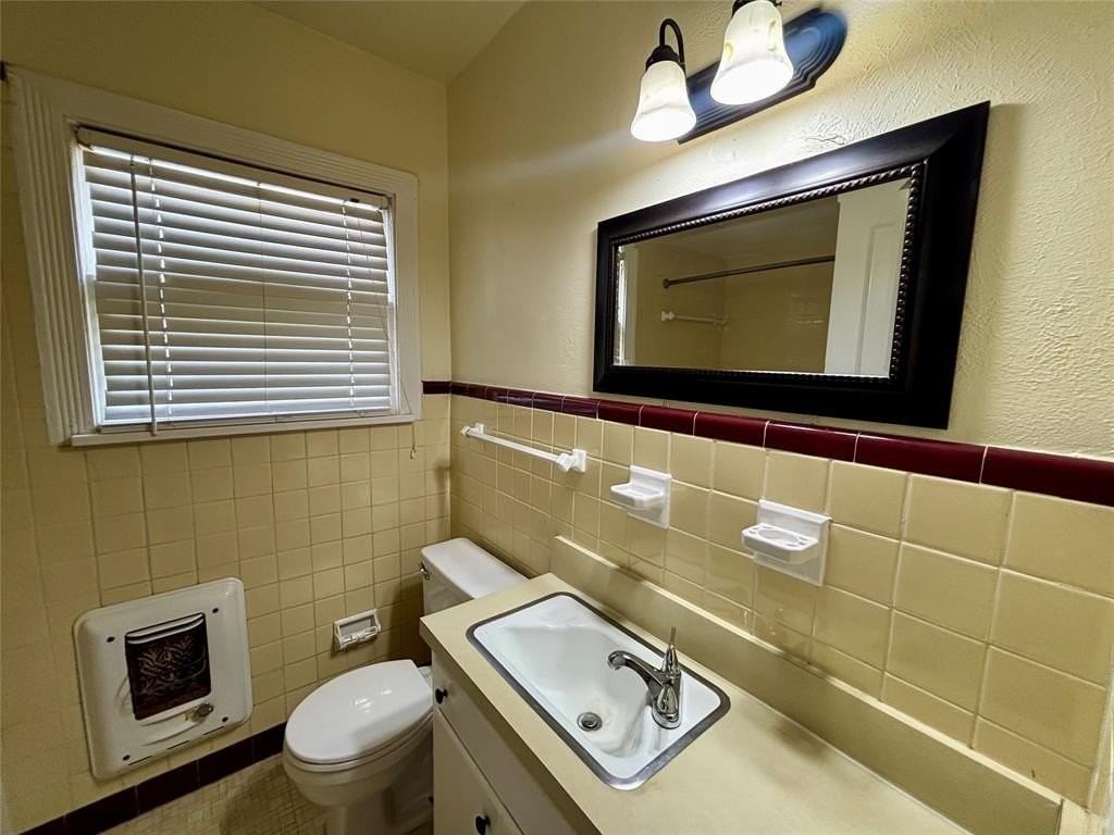 4024 Lovell Ave - Photo 7 of 11