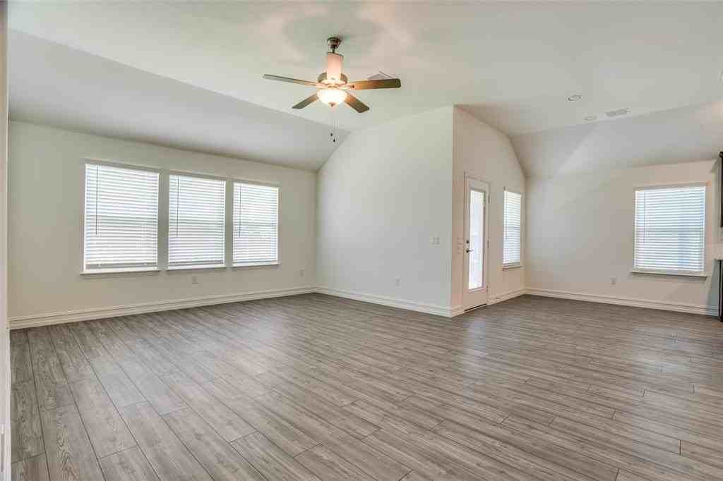 3617 Cadogan Street - Photo 4 of 12