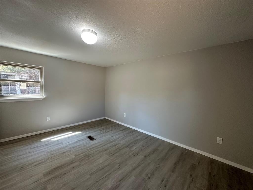 87 Paris Dr - Photo 6 of 8