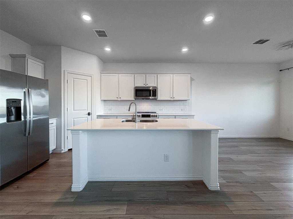 9729 Wild Prairie Way - Photo 2 of 19