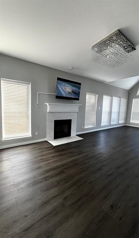 5729 Christy Ln - Photo 5 of 25