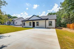 featured image of 9316 Apache Trail