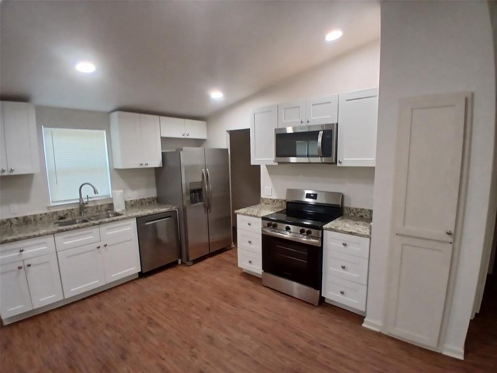 503 Windmere Cir - Photo 2 of 20