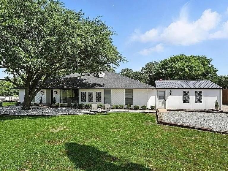 16485 16485 Red Wood Circle W - Photo 3 of 30