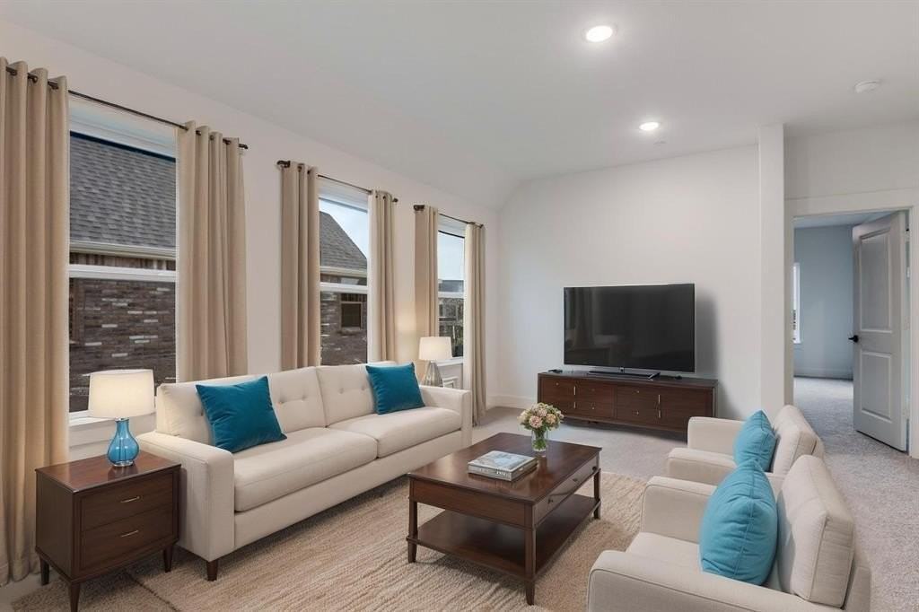 1813 Summer Aura - Photo 7 of 35